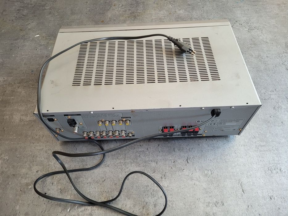 Amplituner sony str-de495