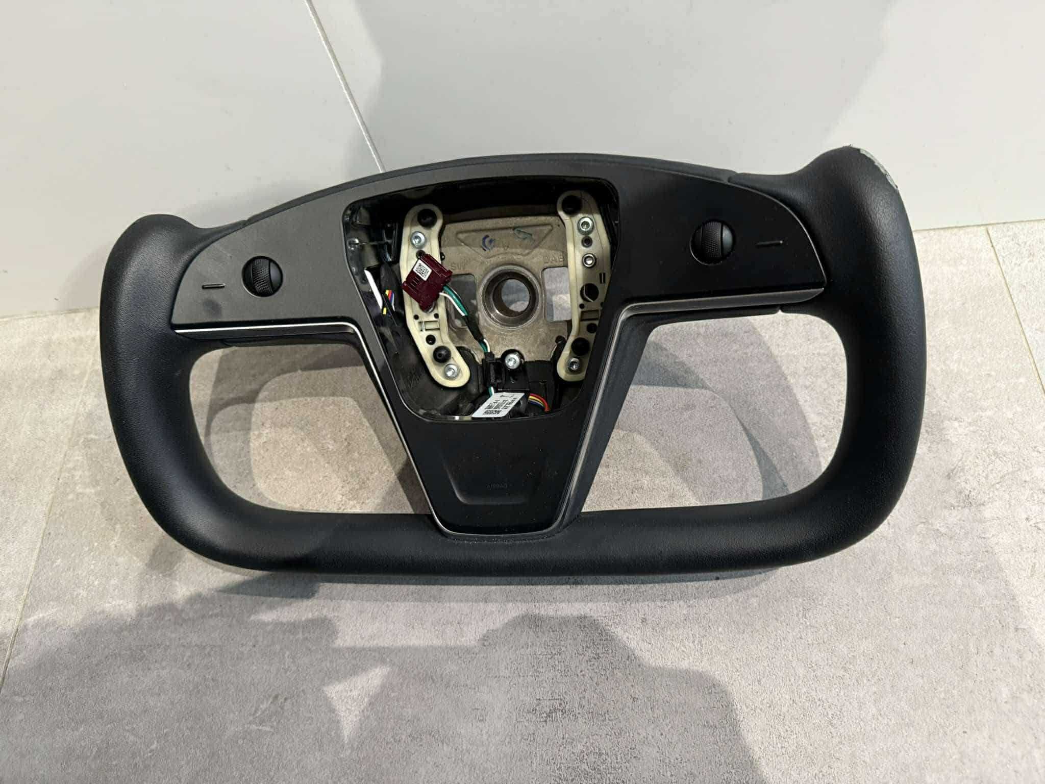 Kierownica YOKE Tesla X S plaid