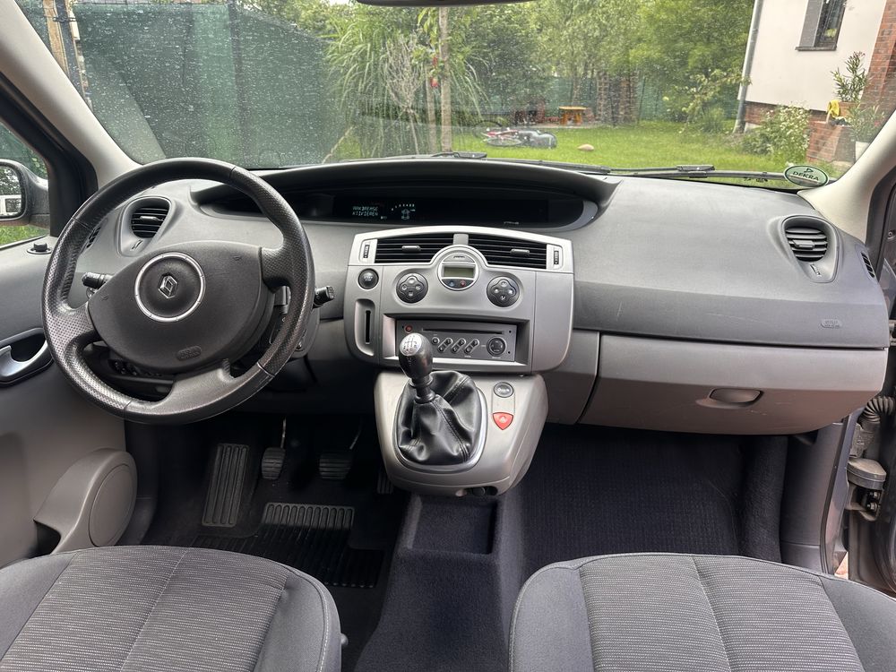 1,9 DCI 2008r. Ładny stan tylko 205,000 km