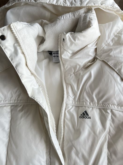Жіночий пуховик adidas s(8-10)