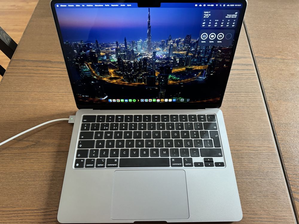 MacBook Air M2 13"