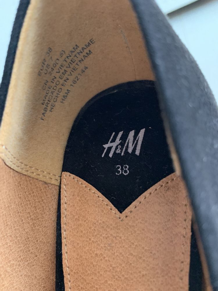 Фірмові туфлі H&M
