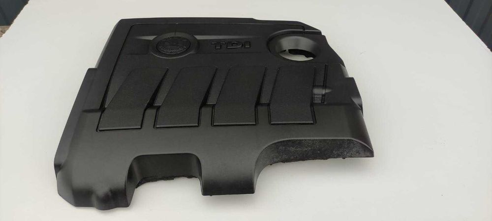 osłona pokrywa silnika górna SKODA OCTAVIA II 2 SUPERB 1.6 2.0 tdi CR