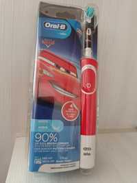 Електрична зубна щітка Oral-b Braun D100 Kids 3+ Cars