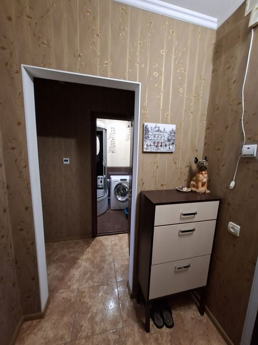 Подобова оренда квартири біля Тисячки  2 кімнати