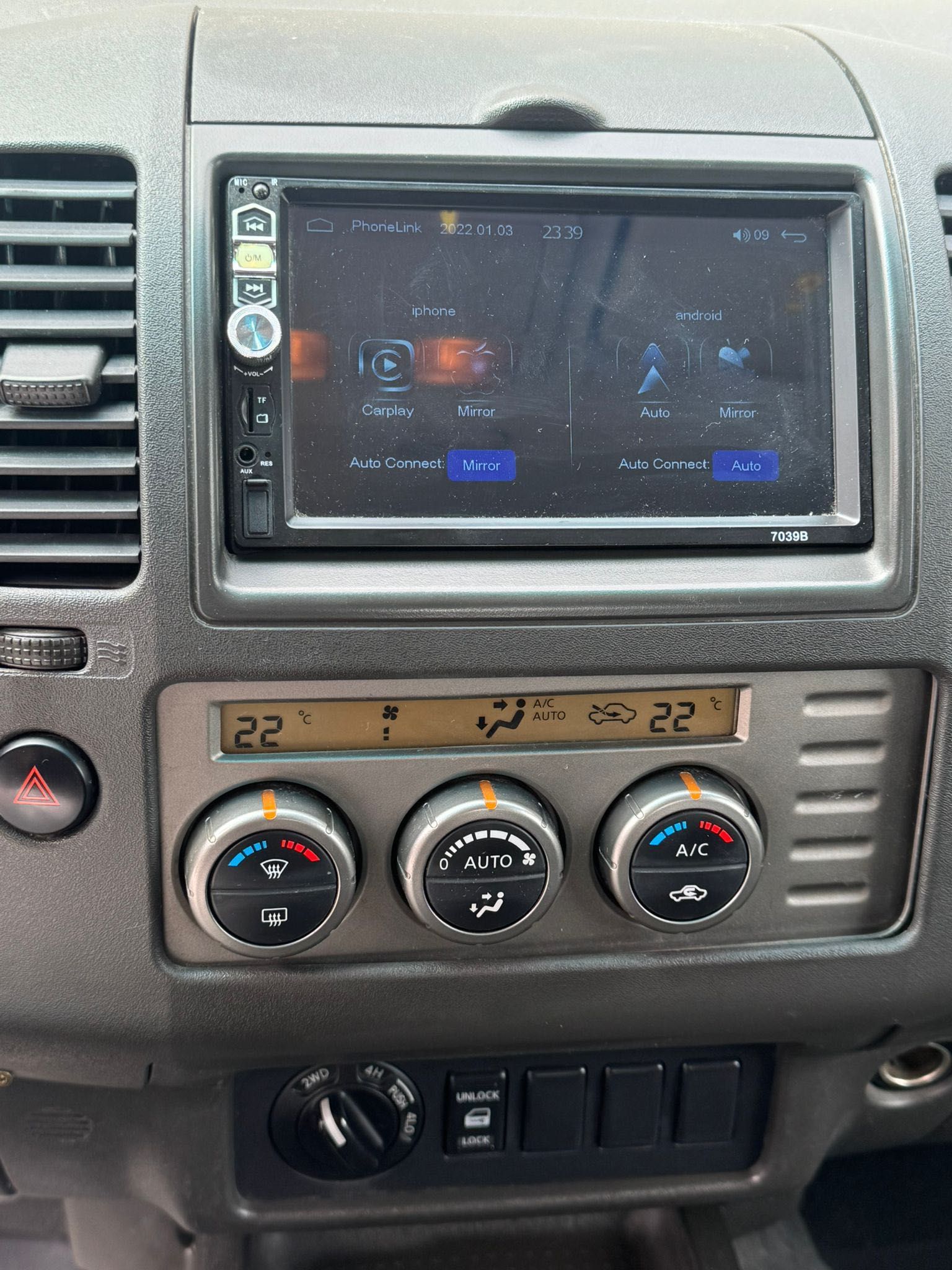 Nissan Navara D40
