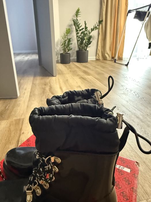 Ботинки guess чорні