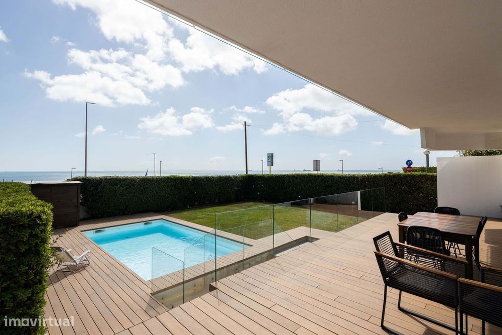 Moradia T4 | Primeira linha de mar | Praia das Avencas