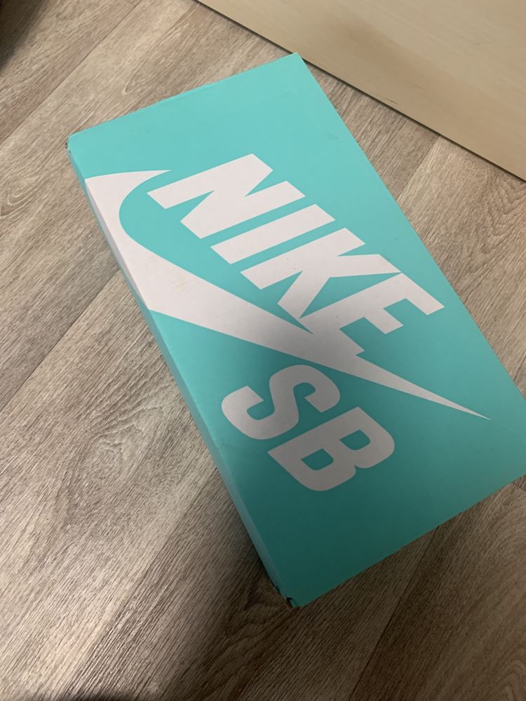 Кеды nike sb charge cnvs white