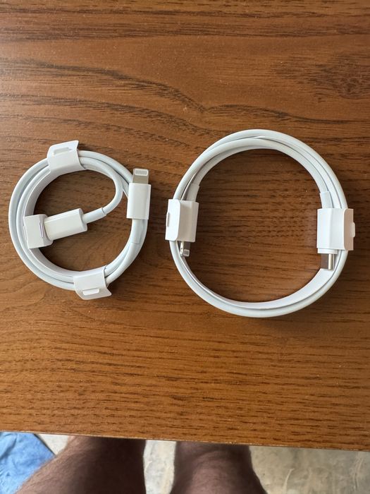 Шнур зарядка с комплекта IPhone lighting-USB-C