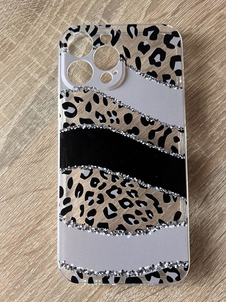 Etui 13 pro Max NOWY