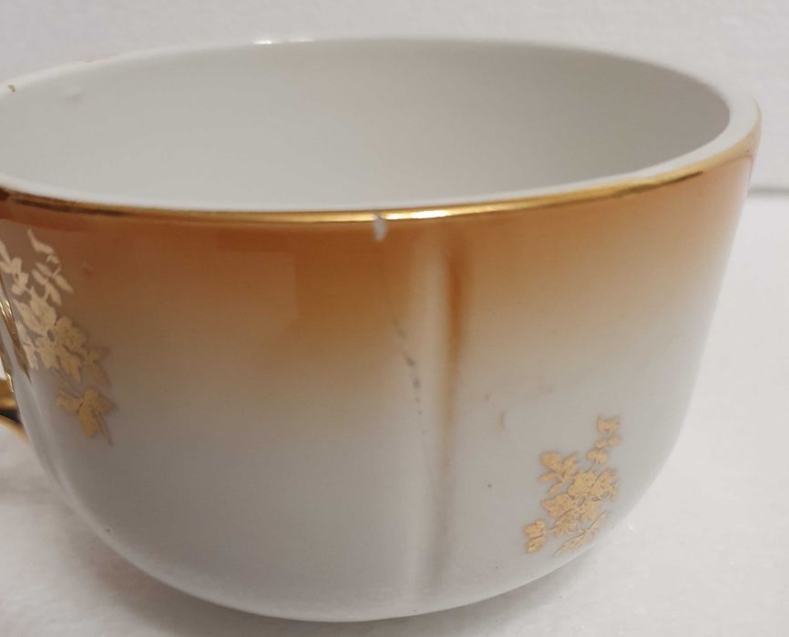 Prato e Chávena muito antigo, marca Alfal Nº 2018, Fábrica de Alcobaça