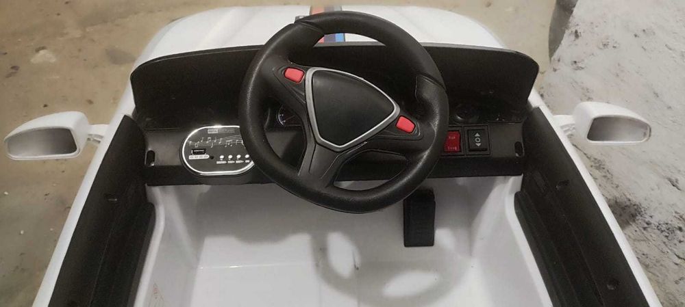 Samochód elektryczny BMW dla dzieci z pilotem