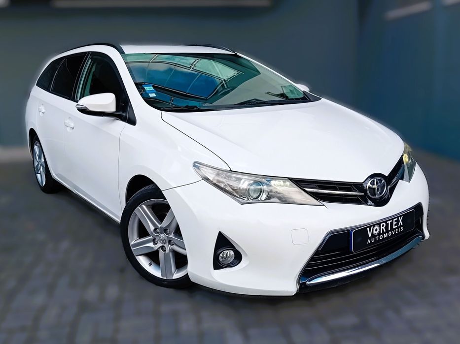 Toyota Auris Touring Sports 1.4 D-4D Com+P.Sport +Navi
