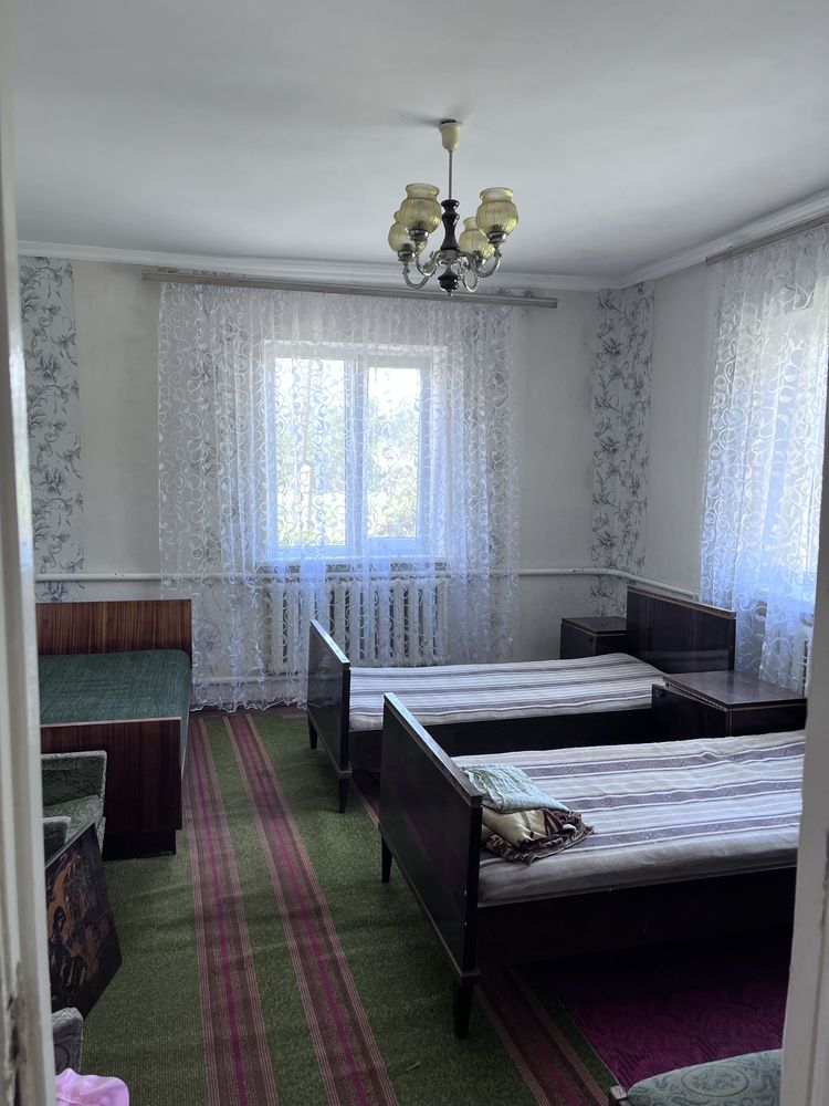 Візьму на оренду хлопця