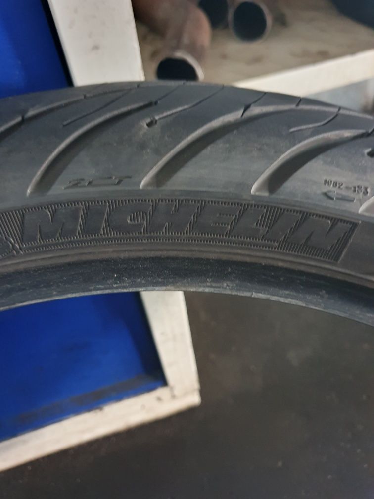 Michelin Pilot Road 3  120. 70. 18.