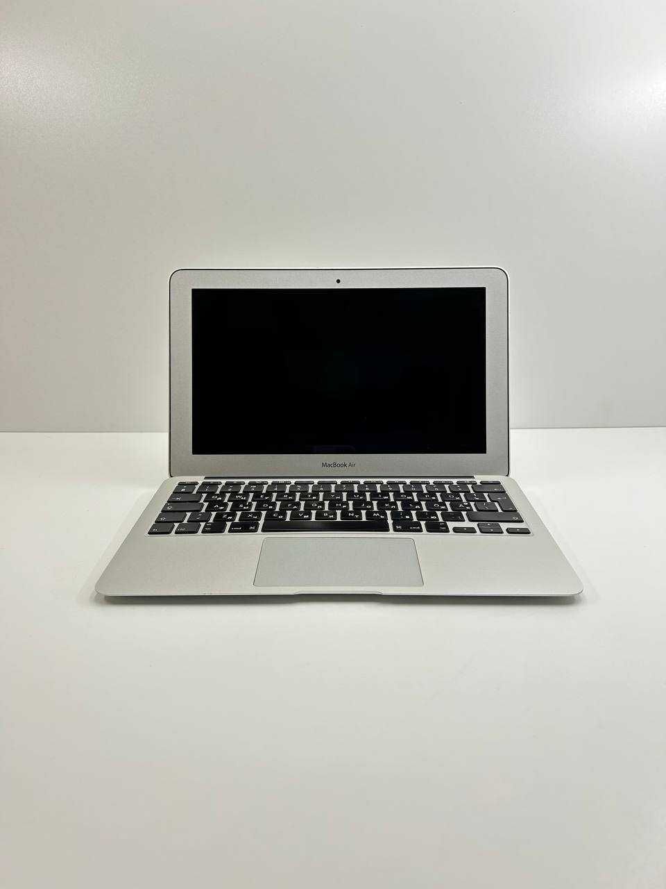 Ноутбук Apple MacBook Air 2011 (11.6"/i5-2467M/2GB/64GB)