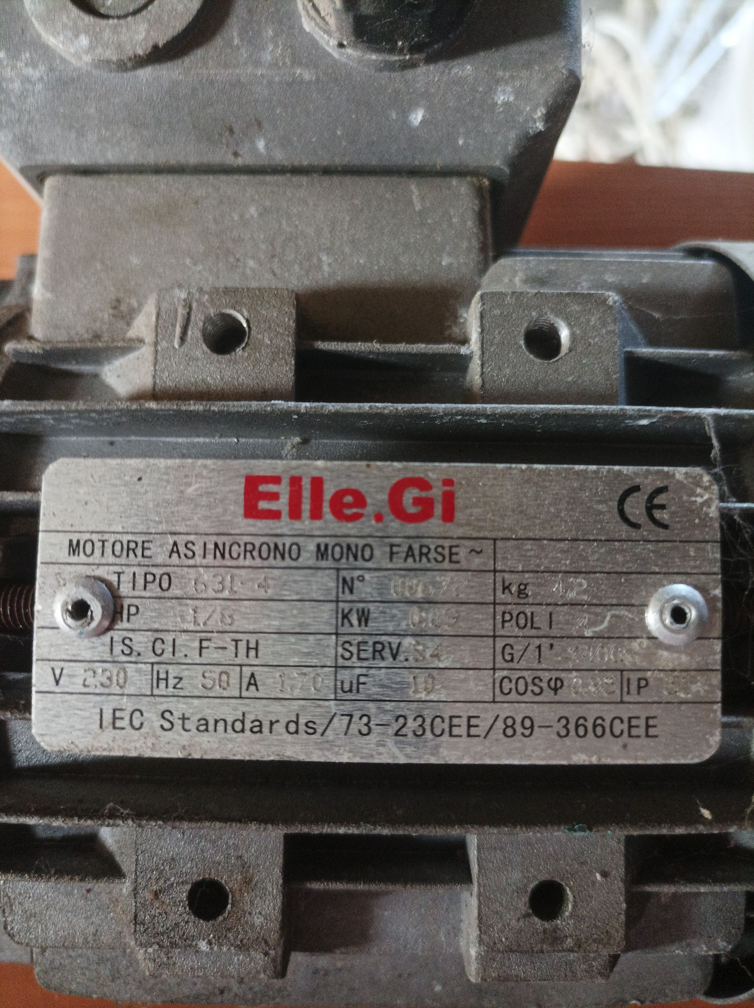 Silnik elektryczny 0,9KW