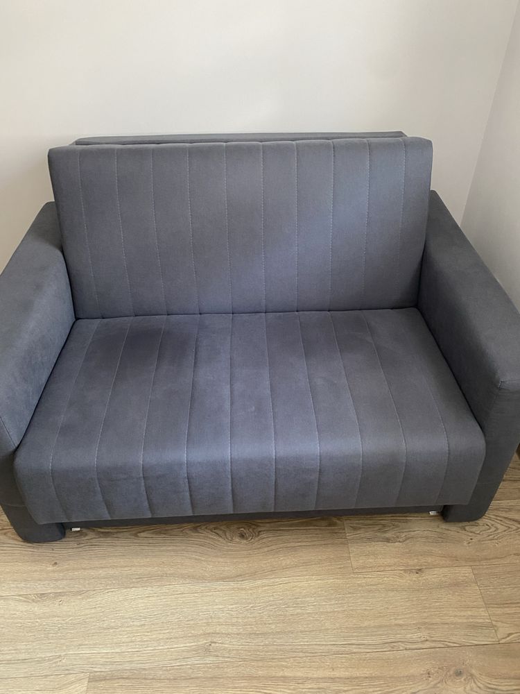 Sofa rzkladana  z pojemniliem