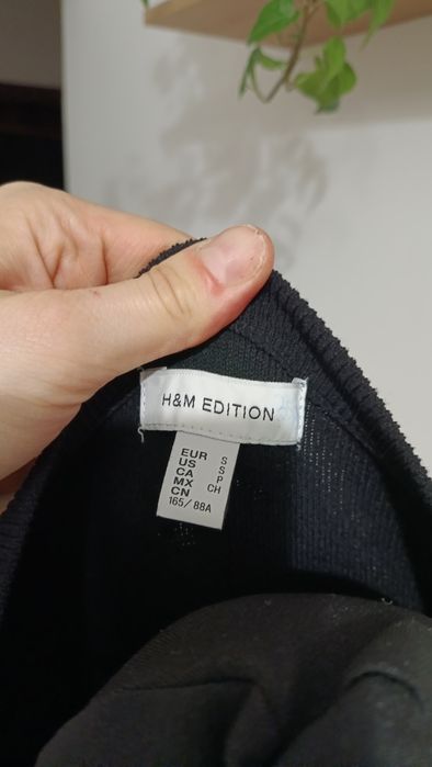 Długa sukienka z dzianiny w paski