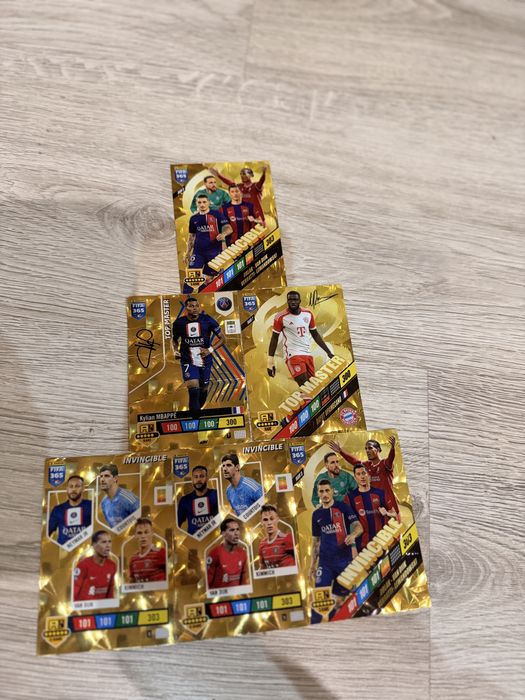 Karty pilkarskie mix zestaw 745 szt