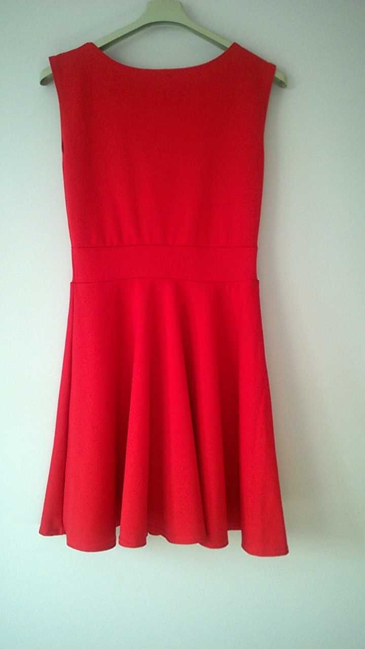 Czerwona sukienka rozmiar 36-38