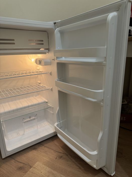 Frigorifico -  electronia modelo Hs121LN III