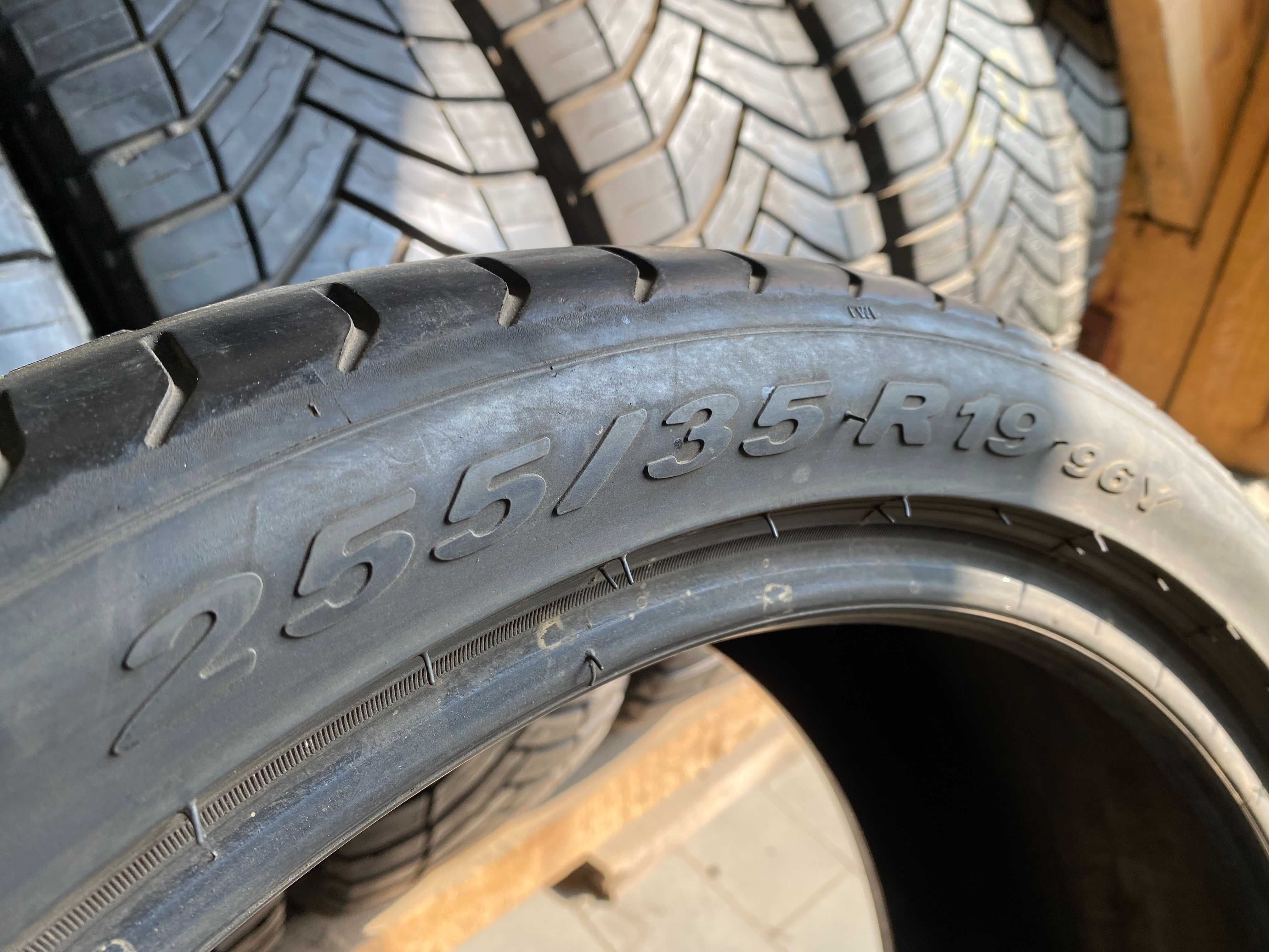 Літні шини 255/35R19 Pirelli PZero 6.5-7мм 4шт