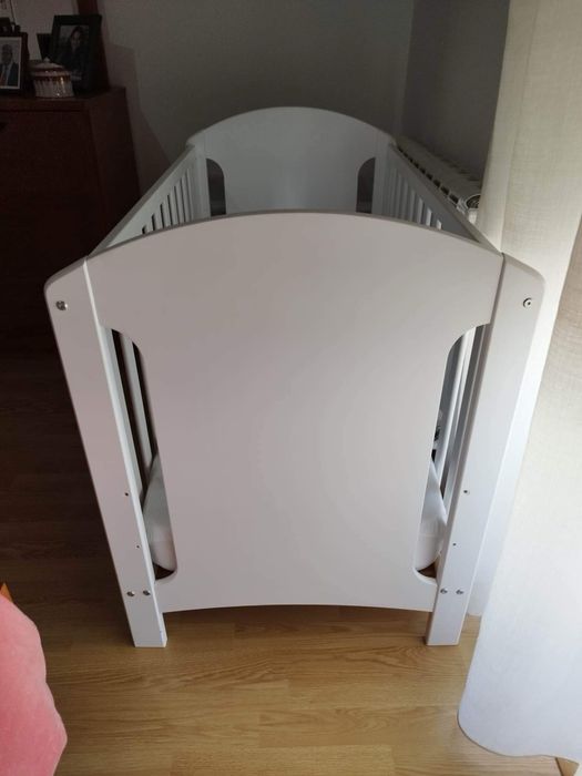 Cama berço bebe c/ colchao como novo