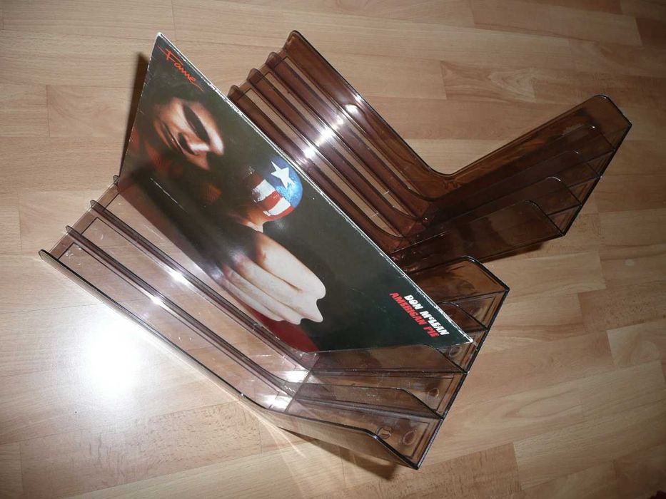 Stojak na płyty winylowe pleksi