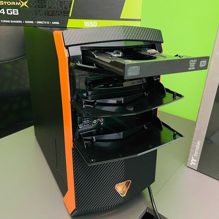 PC Gaming/Office Computer Akoya i7, GTX 1650, 16GB ram