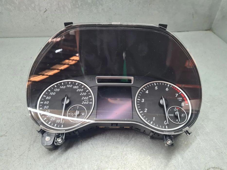 Quadrante / painel de instrumentos MERCEDES-BENZ Classe A (W176)