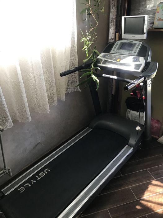 Продам бігову доріжку