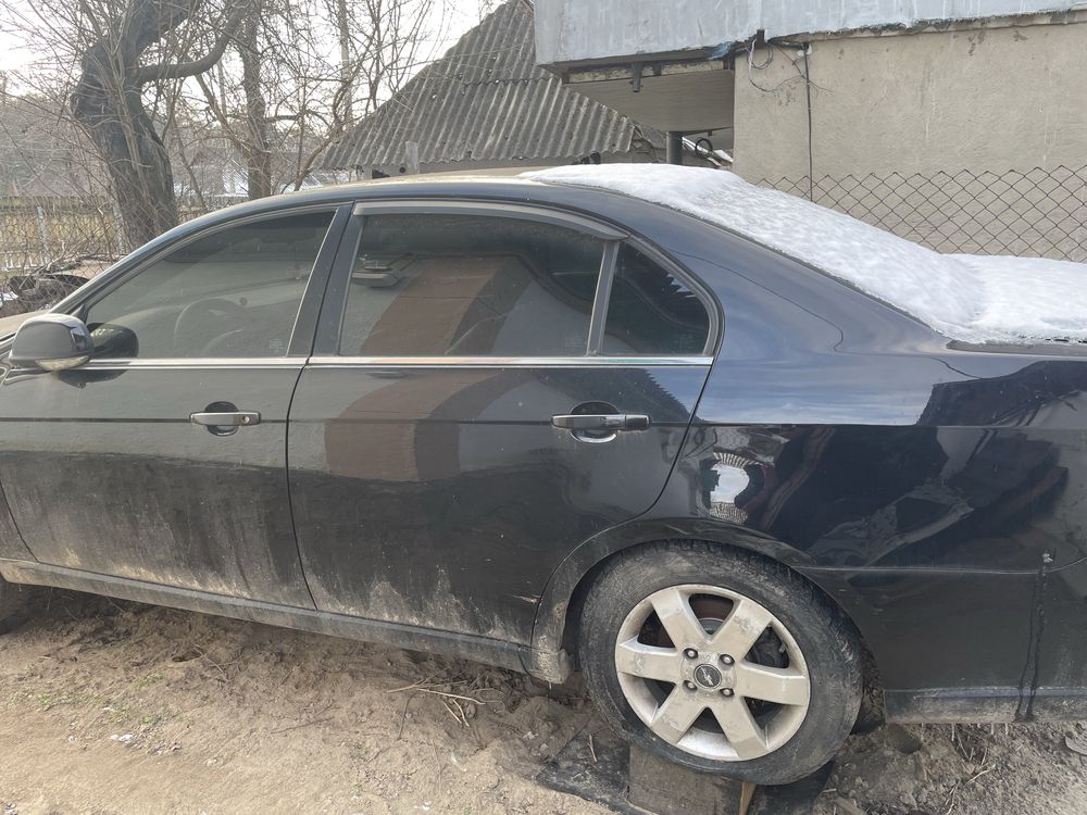 Розбираю авто