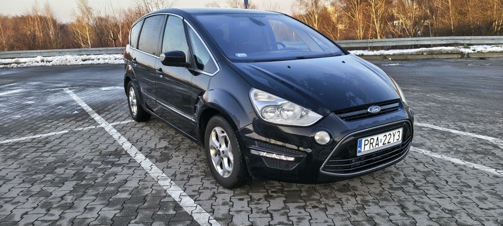 # Ford S-MAX 2.0 140KM Lift! LED Converse 2011r 7 osób #
