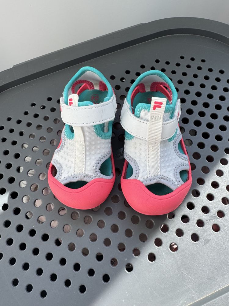 Продам дитячі босоніжки - сандалі FILA AQUA KD 24 розміру