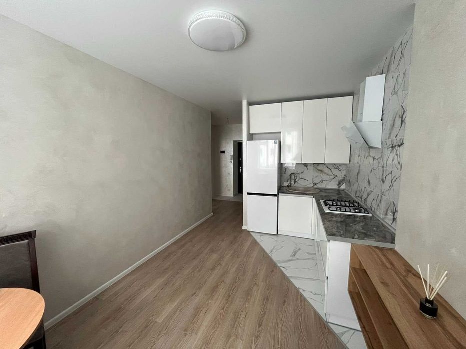 1к, АГОРА, супер ремонт і поверх  ще є мінімальне оформлення