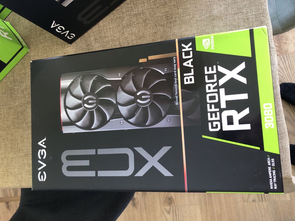 Placas RTX 3080 variadas