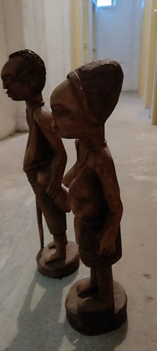 Artesanato africano. Idosos