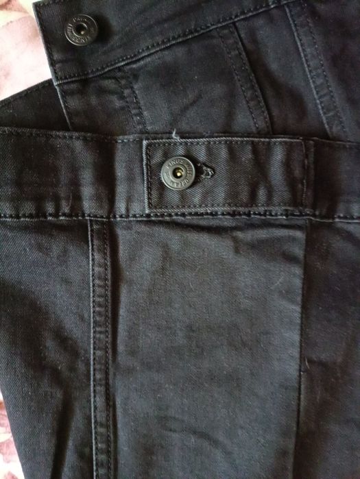Kurtka z denimu z odpinanym kołnierzem ze sztucznego kożuszka