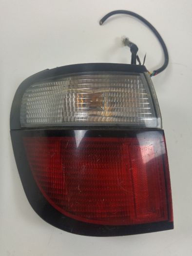 Mazda 626 GF Kombi Lampa Lewa Tylna Lewy Tył