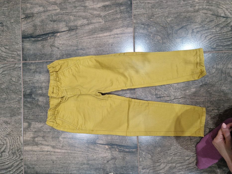 Spodnie dziecięce r. 104 Reserved