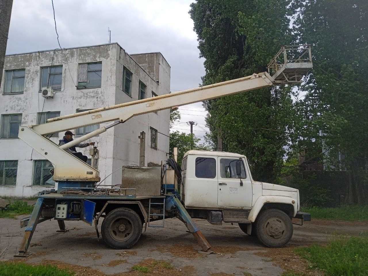 Автопідйомник телескопічний гідравлічний АПТ-17