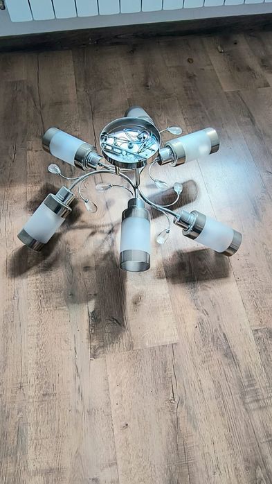 Żyrandol stan bardzo dobry