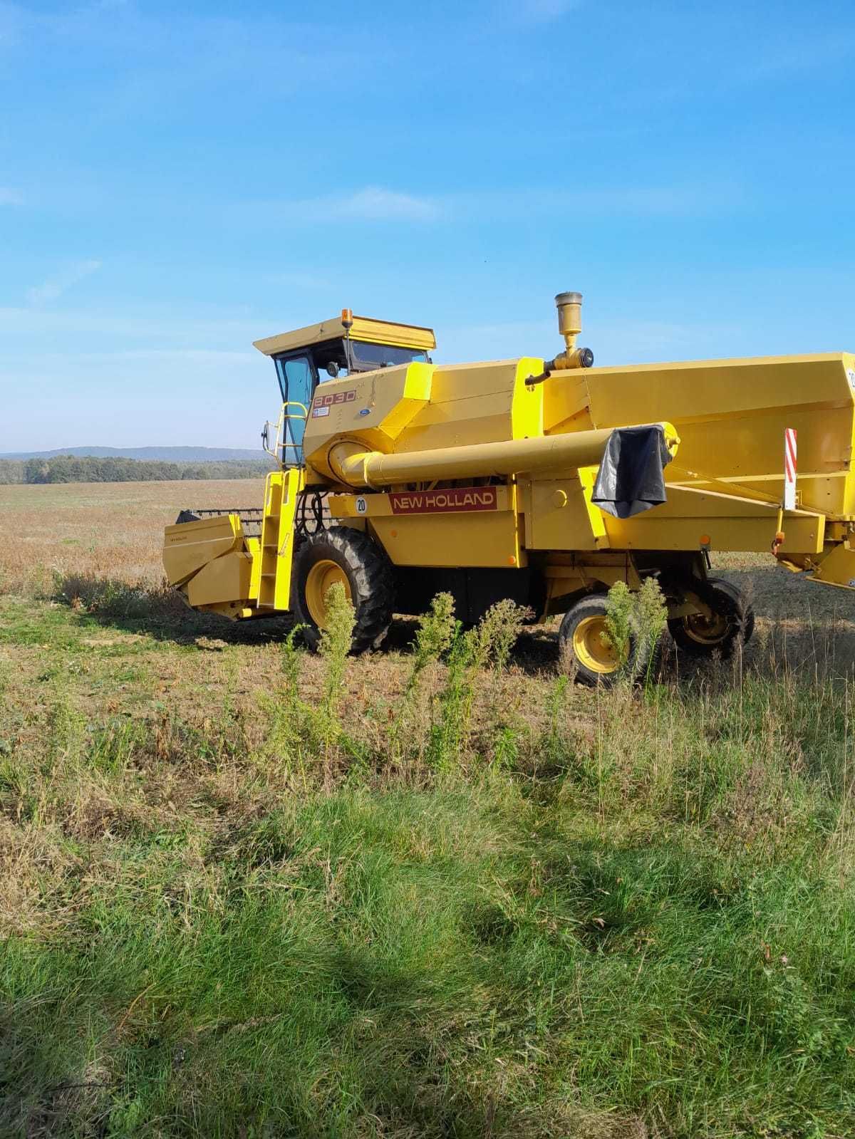Kombajn zbożowy holland 8030