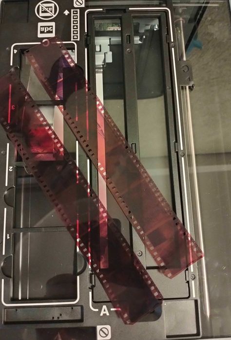 Оцифровка (сканирование) фотопленок