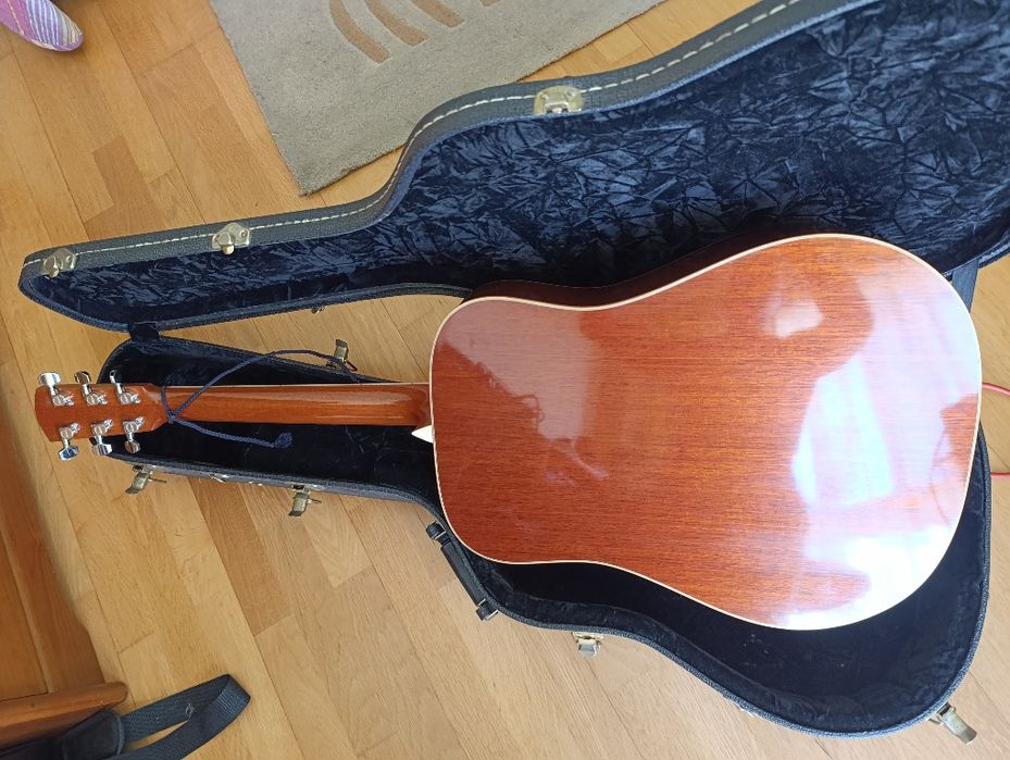 Guitarra acústica Larrivée