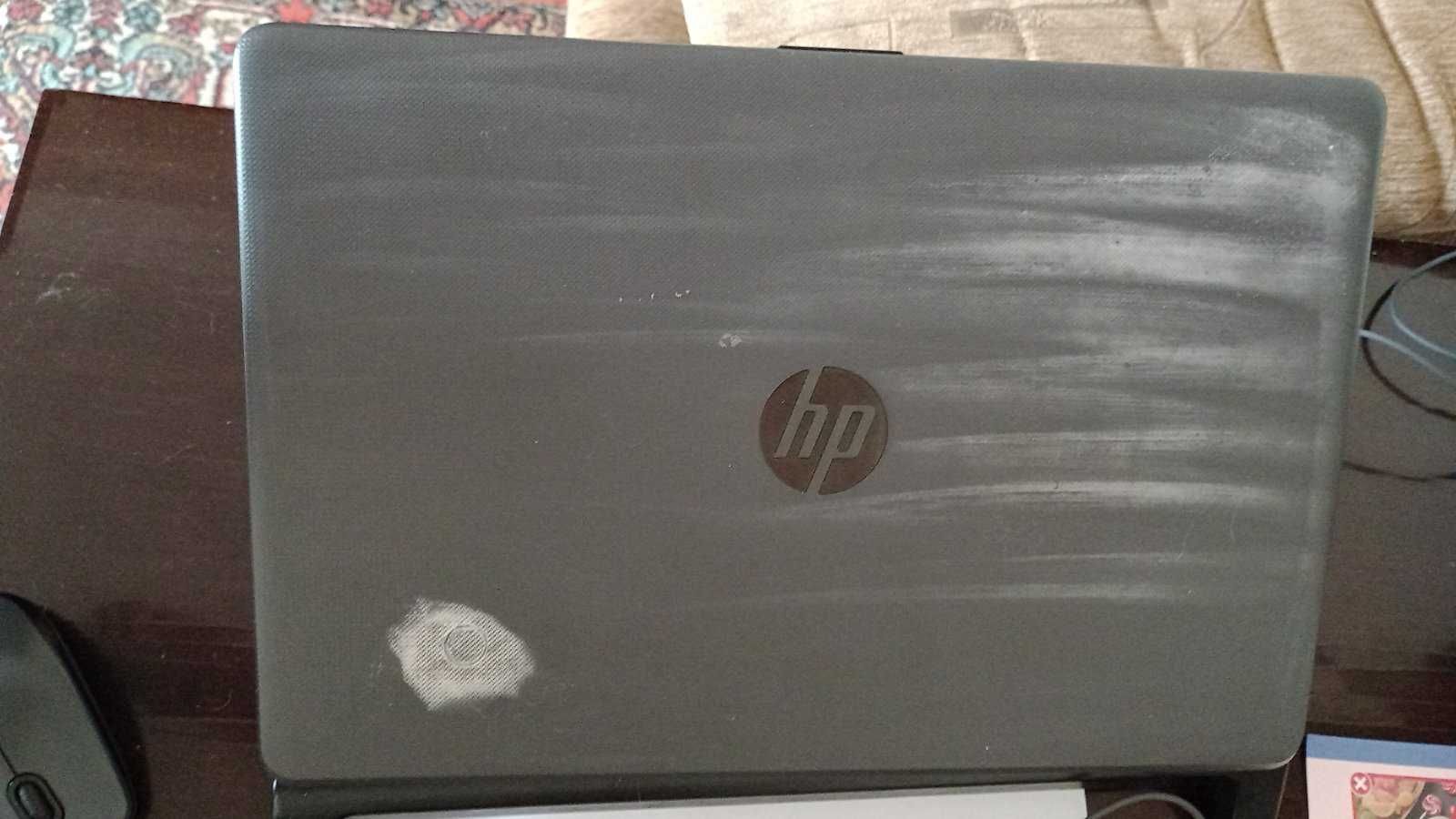 Ігровий ноутбук HP 3168 NGW з відеокартою на 2 гБ процессор i3 7020