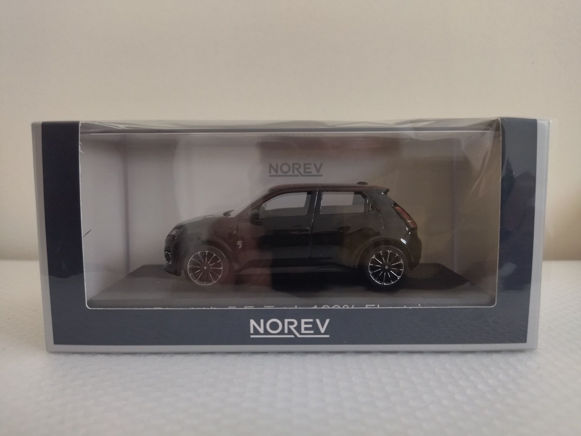 Miniatura Renault 5 E-Tech 1/43 Nova