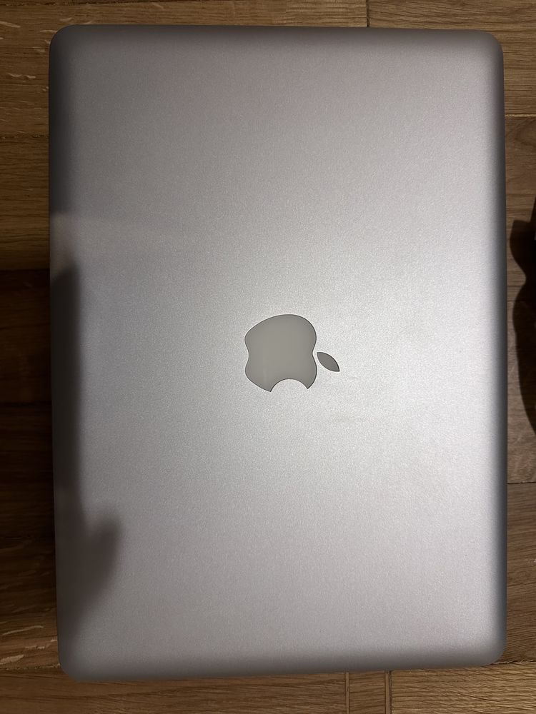 Vendo Apple Macbook Pro 13' * Sem Marcas de Uso *